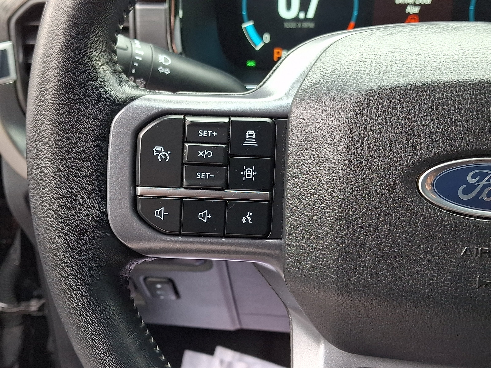 Certified 2023 Ford F150 Lariat w/ Equipment Group 502A High AWD/4WD image 23