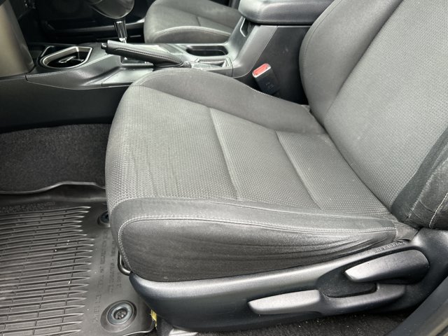 Used 2018 Toyota RAV4 XLE FWD image 16