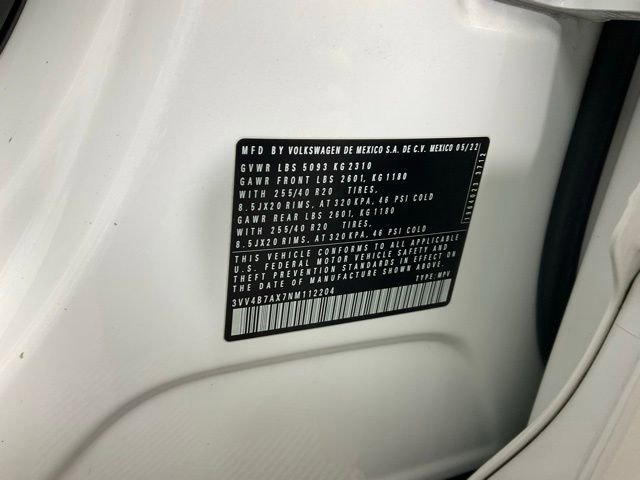 Used 2022 Volkswagen Tiguan SEL R-Line image 28