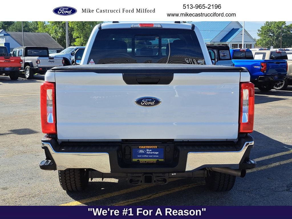 Certified 2024 Ford F250 XLT image 3