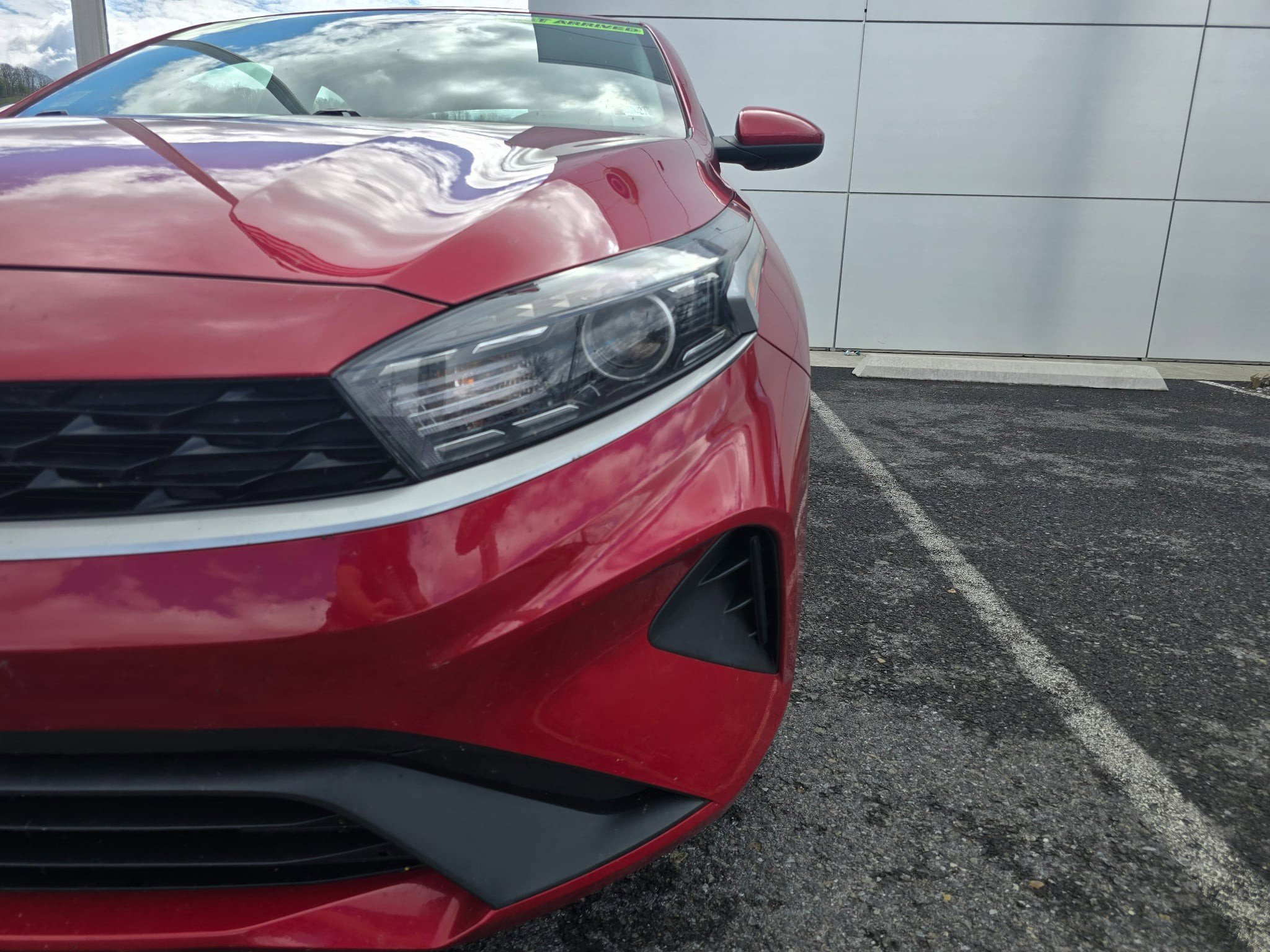 Used 2023 Kia Forte LXS FWD image 9