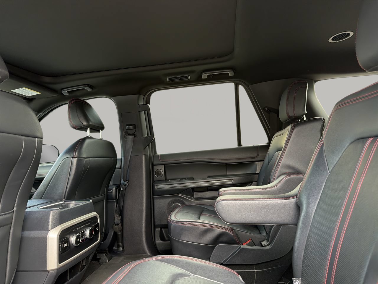 Certified 2024 Ford Expedition Max Limited AWD/4WD image 17