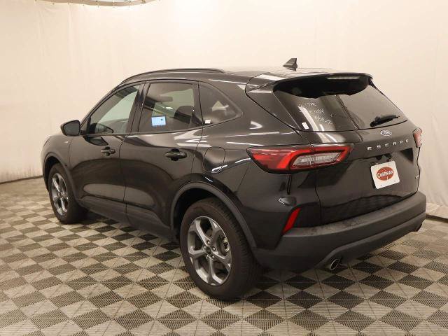 Certified 2025 Ford Escape ST-Line Select AWD/4WD image 9