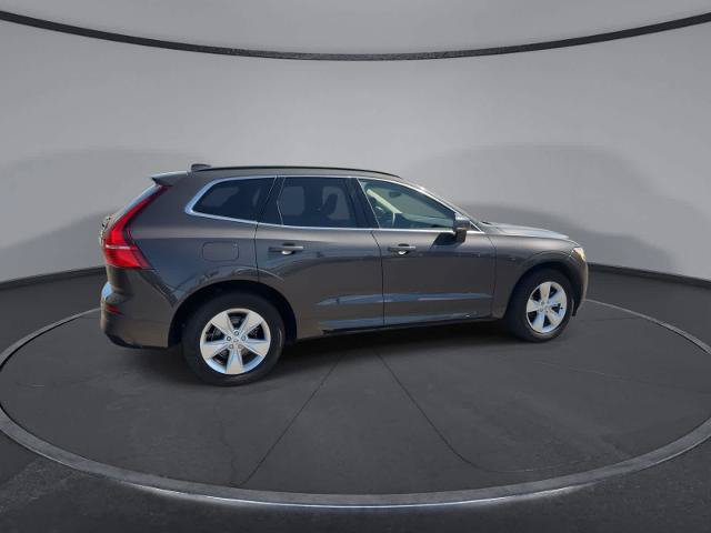 Used 2022 Volvo XC60 B5 Momentum AWD/4WD image 8