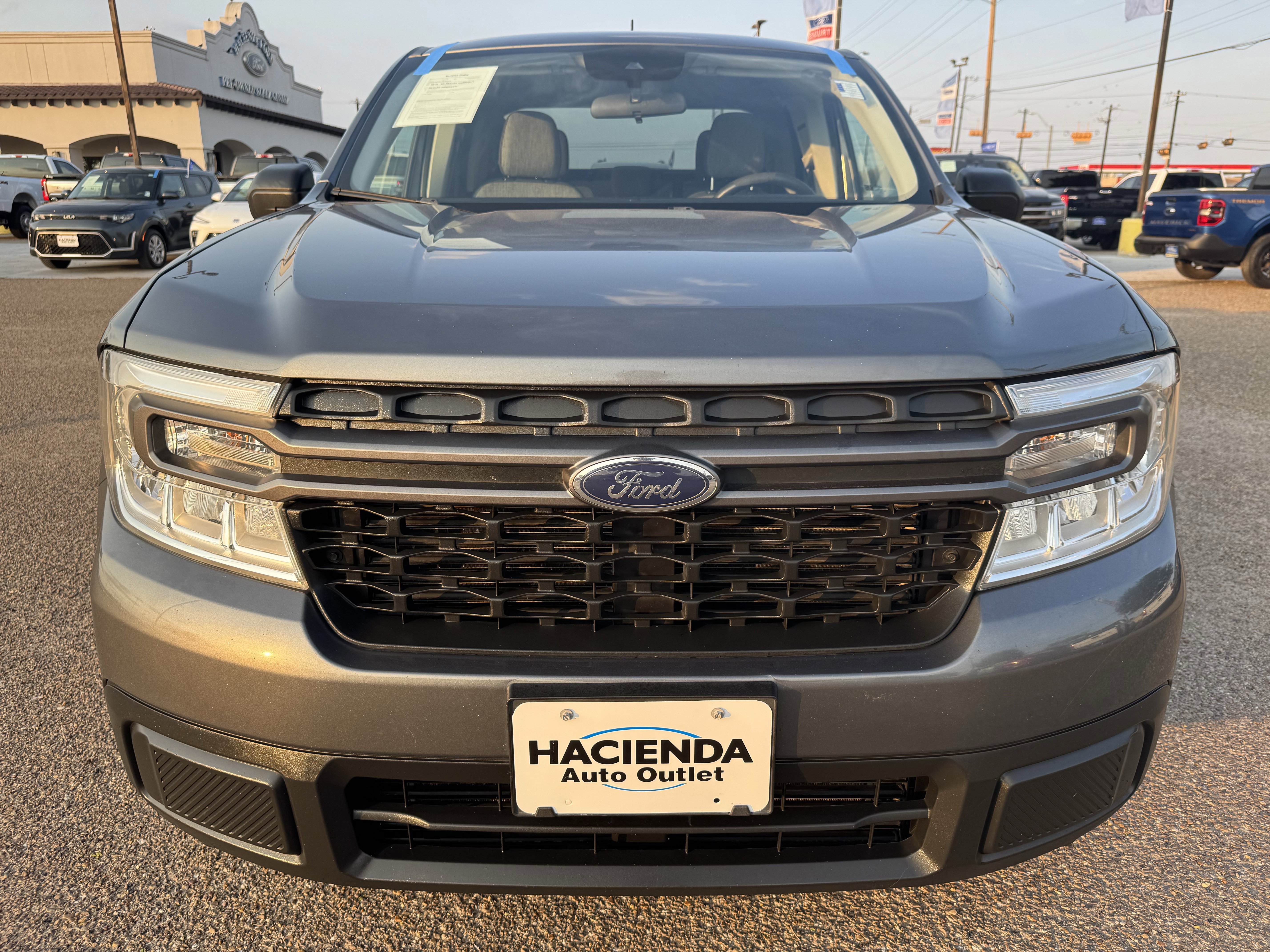 Certified 2022 Ford Maverick XLT image 6