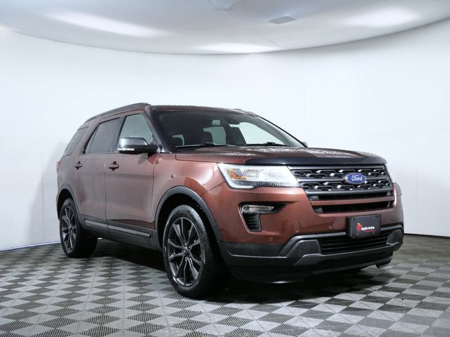 Certified 2018 Ford Explorer XLT w/ Equipment Group 202A AWD/4WD image 1