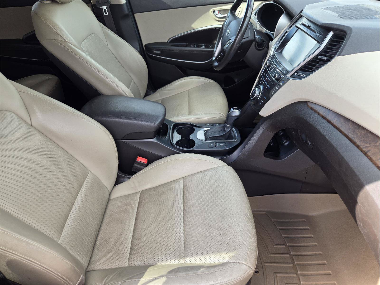 Used 2018 Hyundai Santa Fe FWD image 20