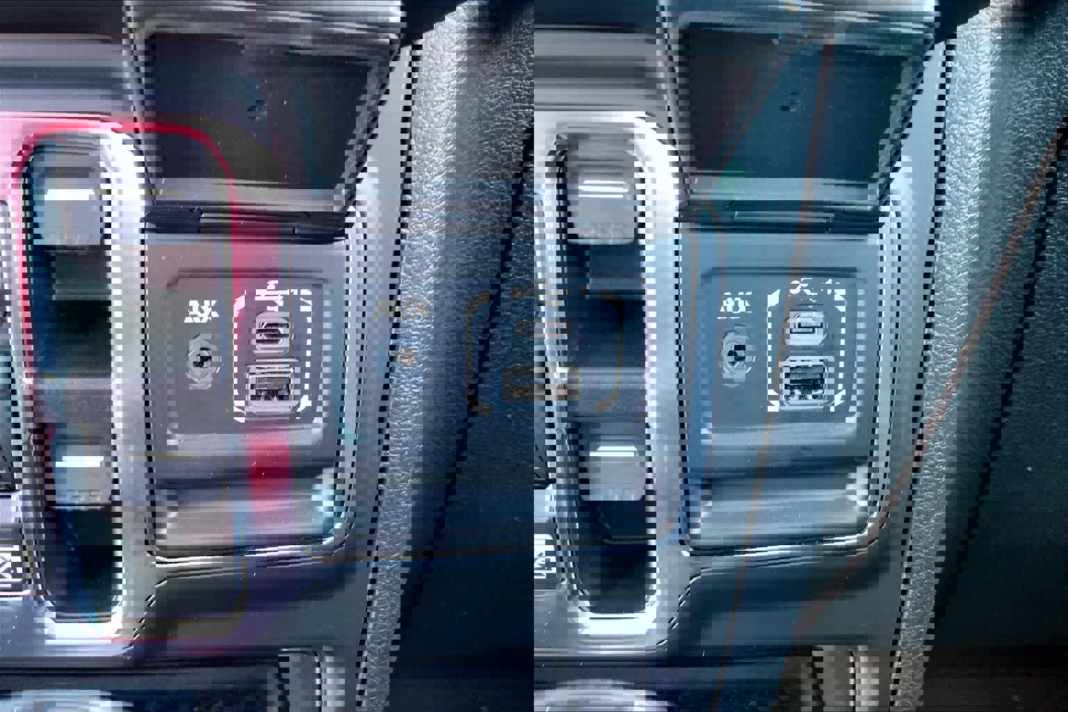 Used 2021 Jeep Gladiator Sport image 33