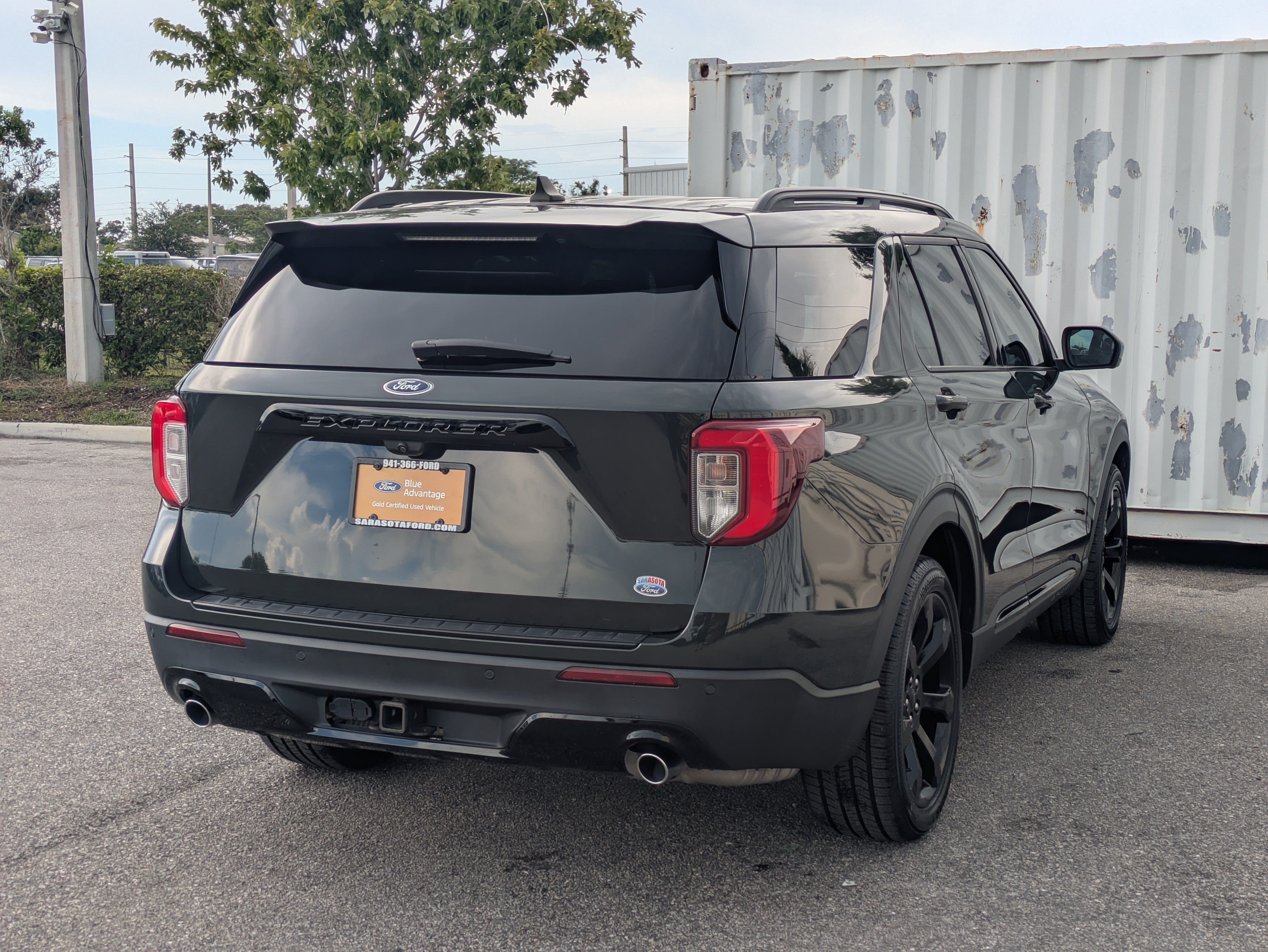 Certified 2023 Ford Explorer ST-Line w/ Class IV Trailer Tow Package RWD image 4