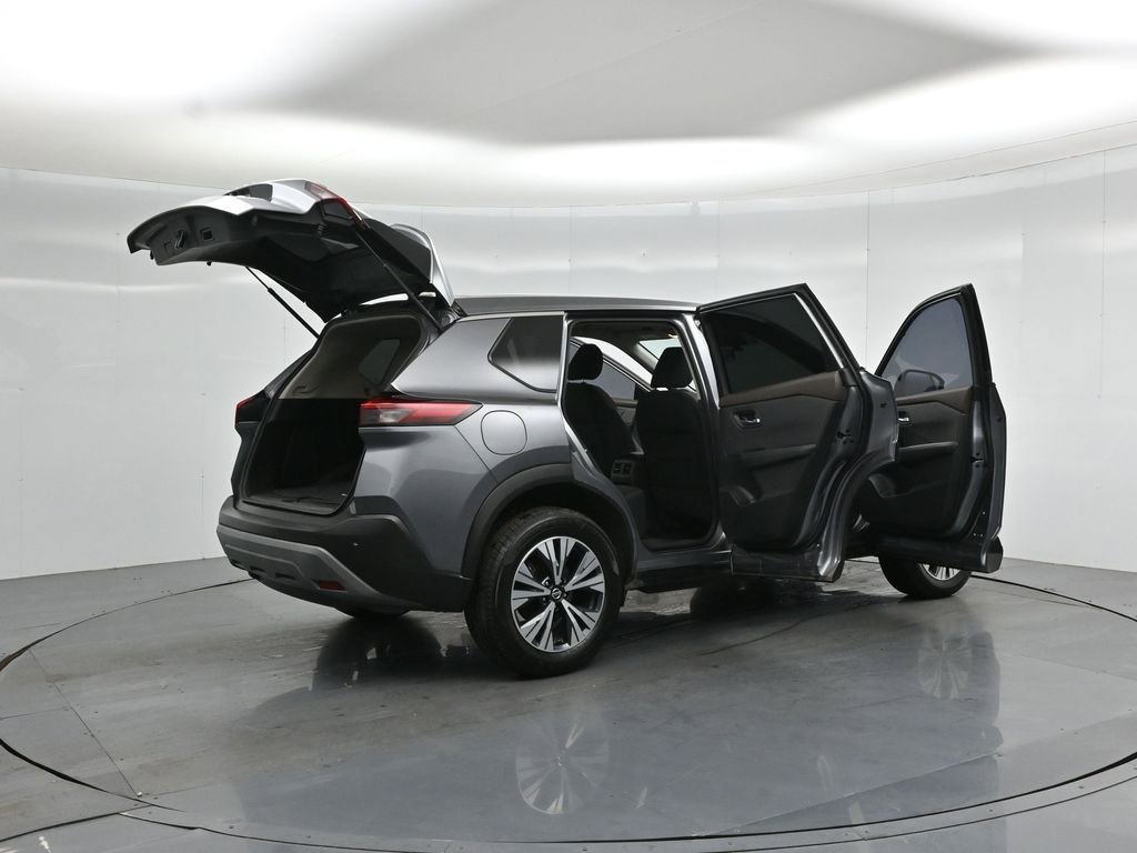 Used 2021 Nissan Rogue SV FWD image 6