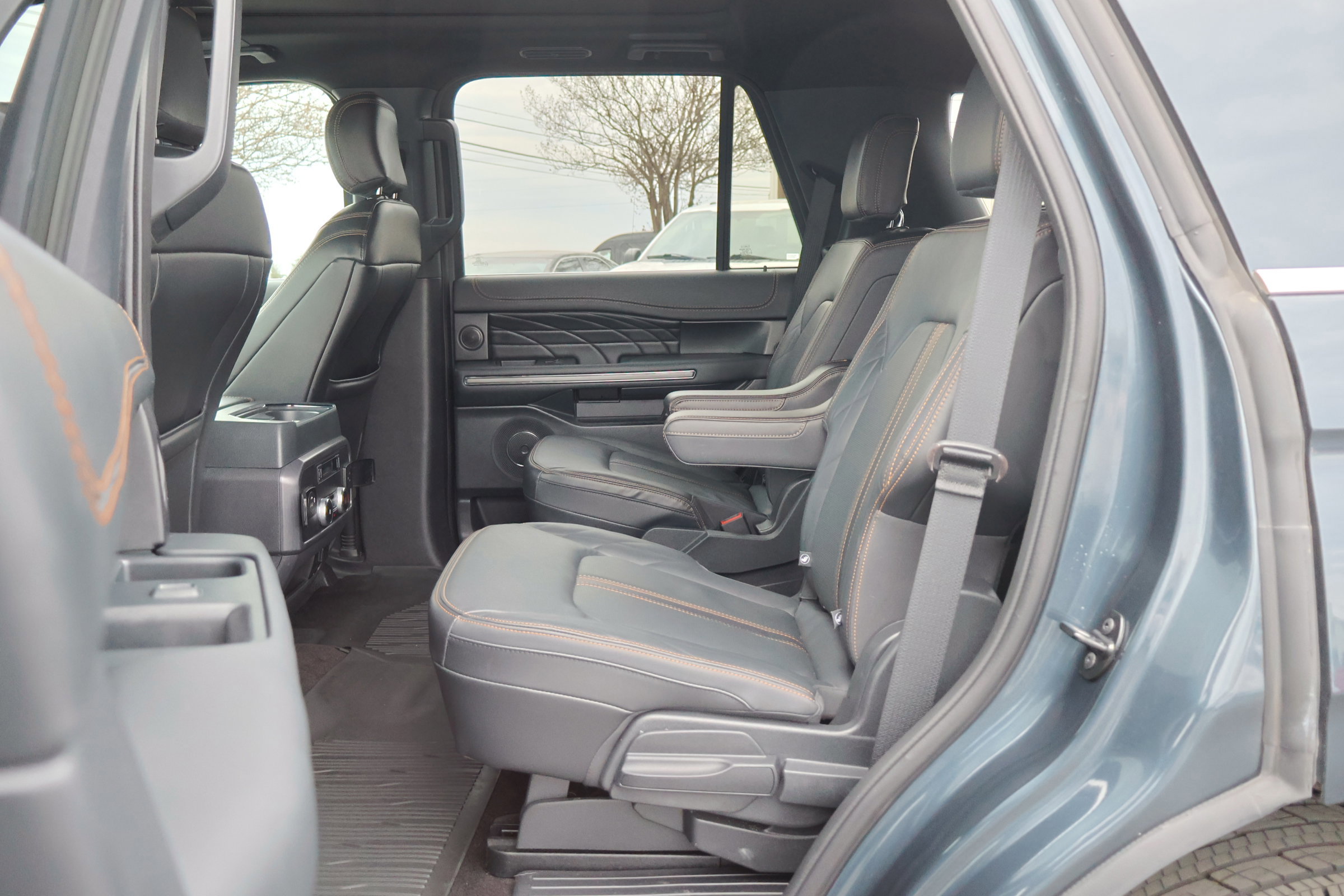 Certified 2023 Ford Expedition Platinum image 28