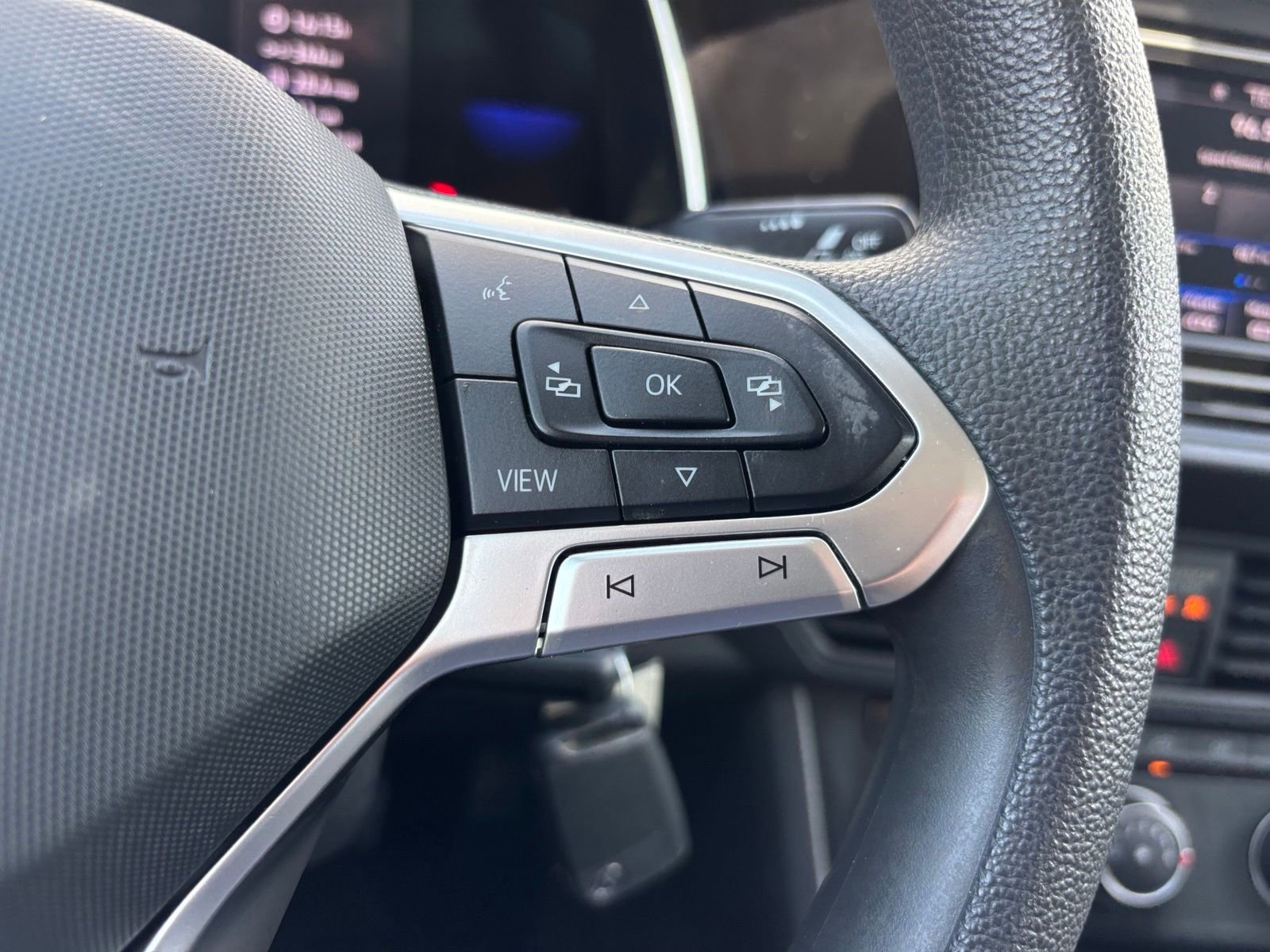 Used 2023 Volkswagen Jetta S FWD image 21