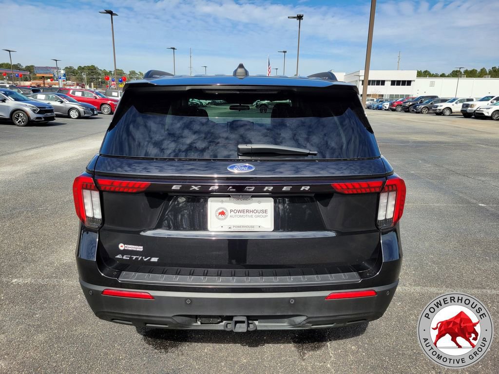 Certified 2025 Ford Explorer Active image 4