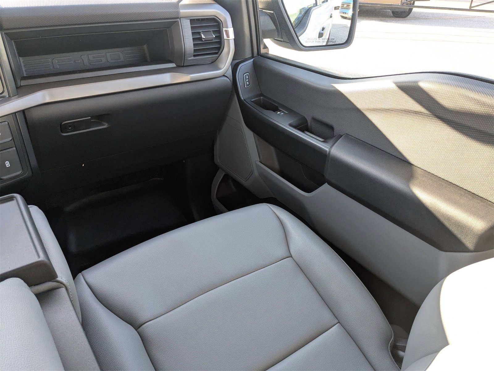 Certified 2025 Ford F150 XL w/ Tow/Haul Package image 17