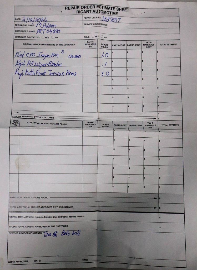 Used 2023 Jeep Grand Cherokee Limited w/ Black Appearance Package image 5