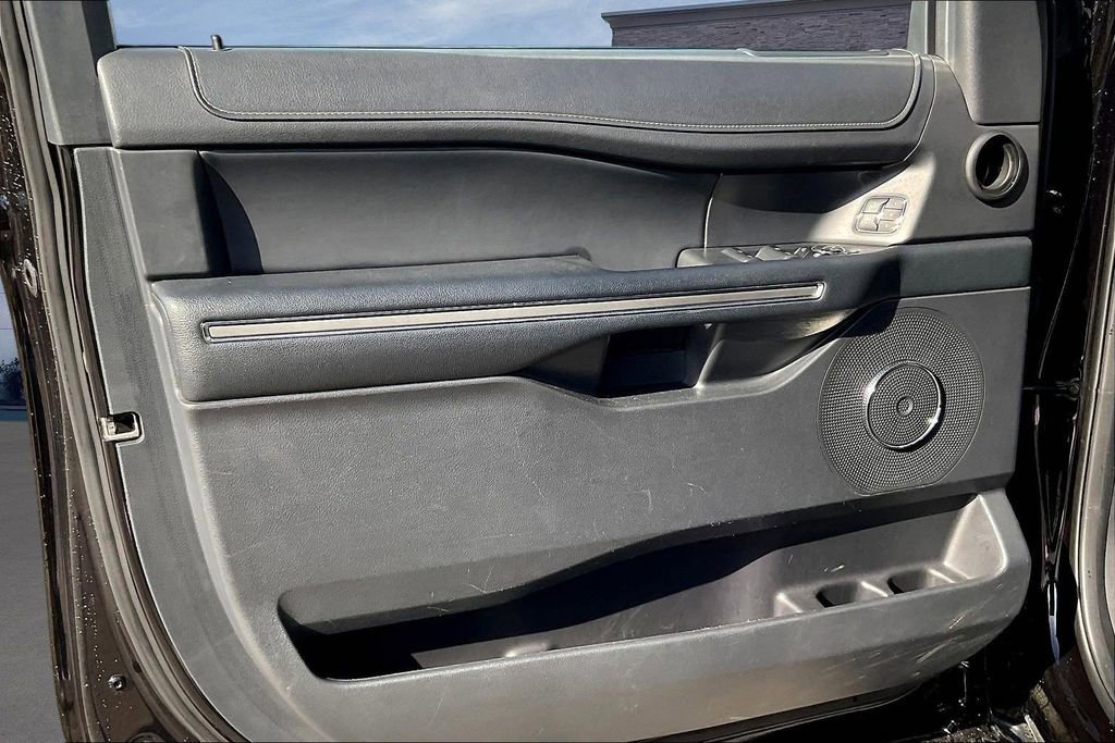 Certified 2024 Ford Expedition Max XLT image 20