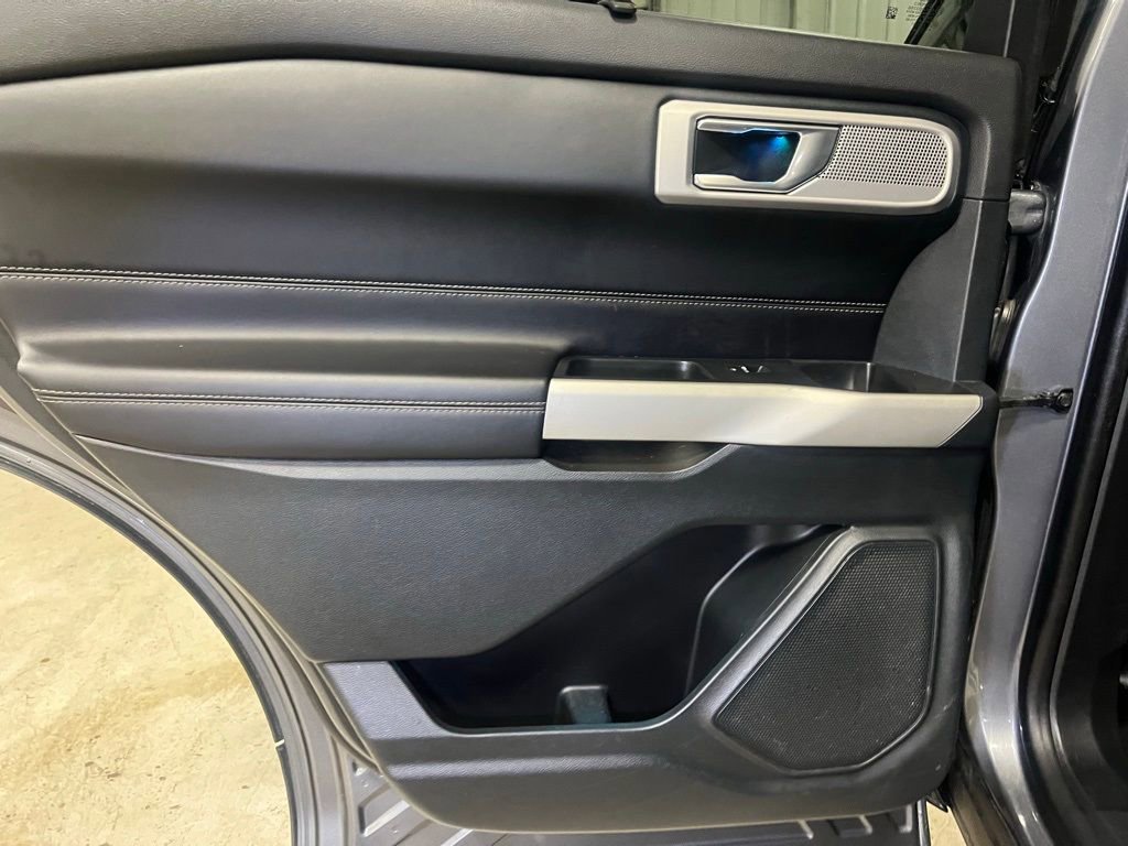 Certified 2021 Ford Explorer Limited w/ Equipment Group 301A image 34