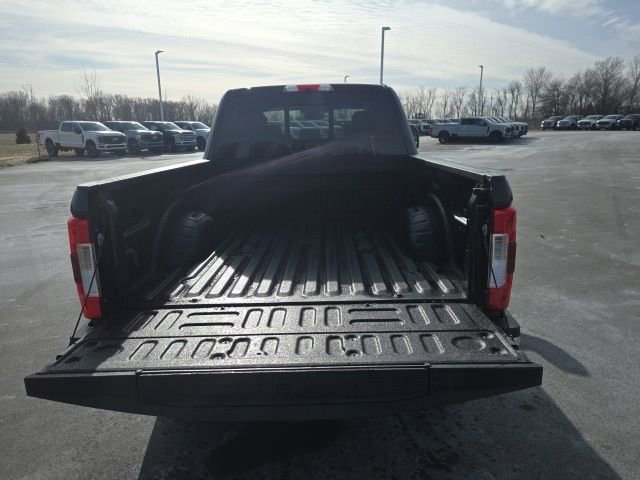 Certified 2019 Ford F350 Lariat w/ Lariat Ultimate Package image 16