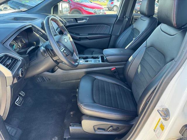 Certified 2024 Ford Edge ST-Line w/ Class II Trailer Tow Package image 10