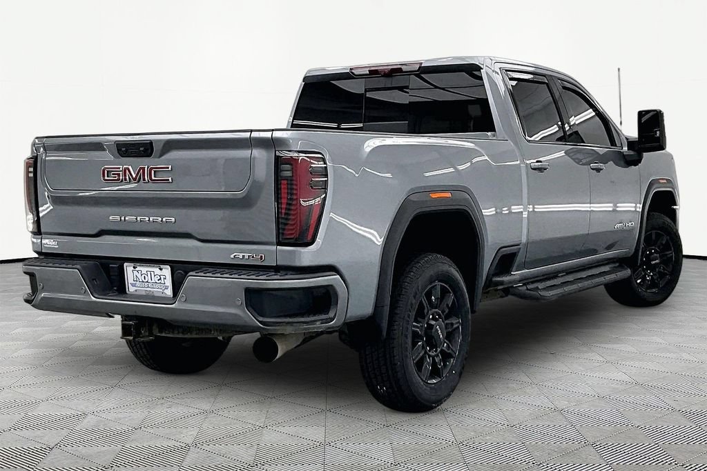 Used 2024 GMC Sierra 3500 AT4 w/ Technology Package AWD/4WD image 2