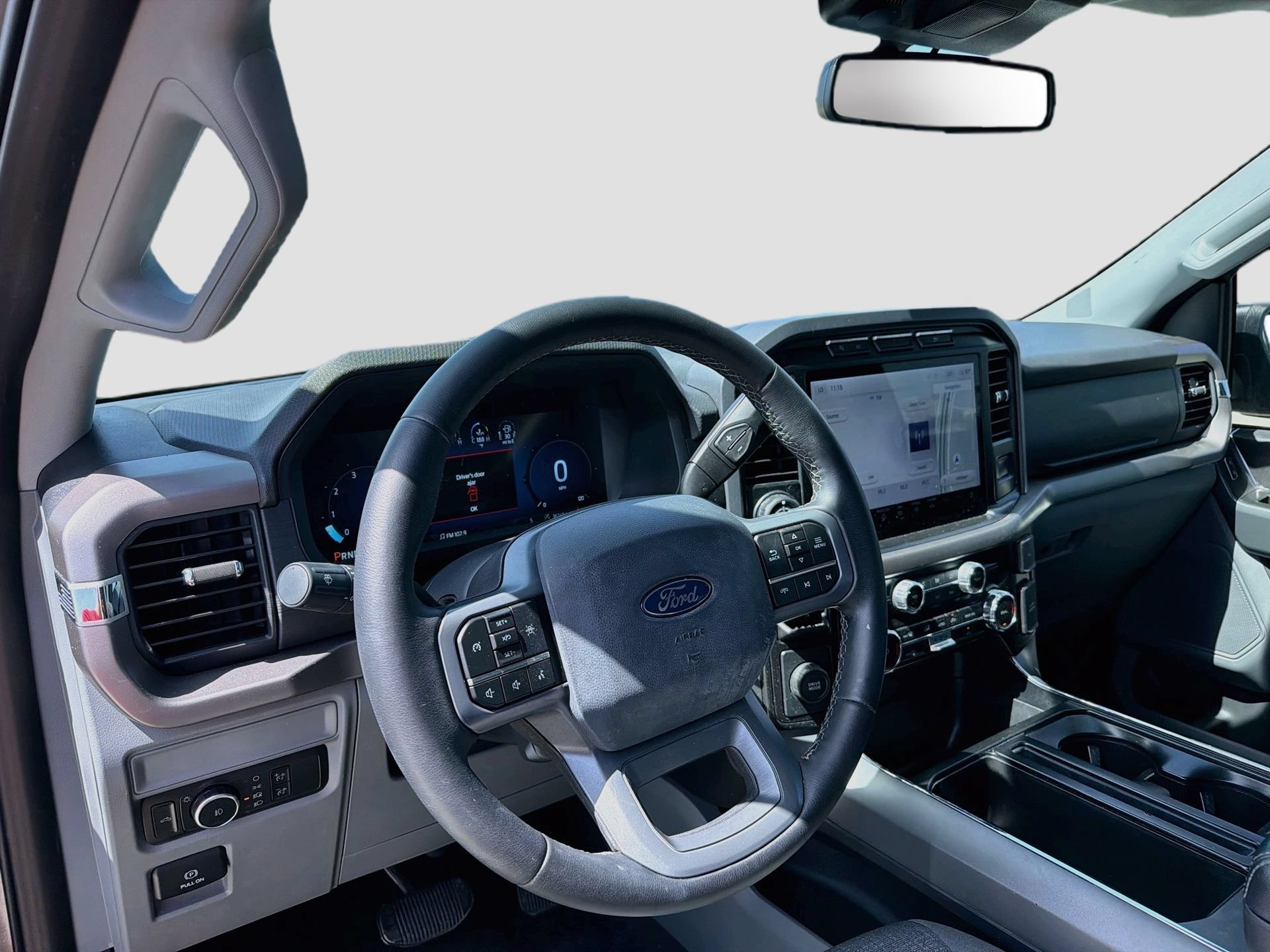 Certified 2024 Ford F150 XLT w/ Mobile Office Package RWD image 9