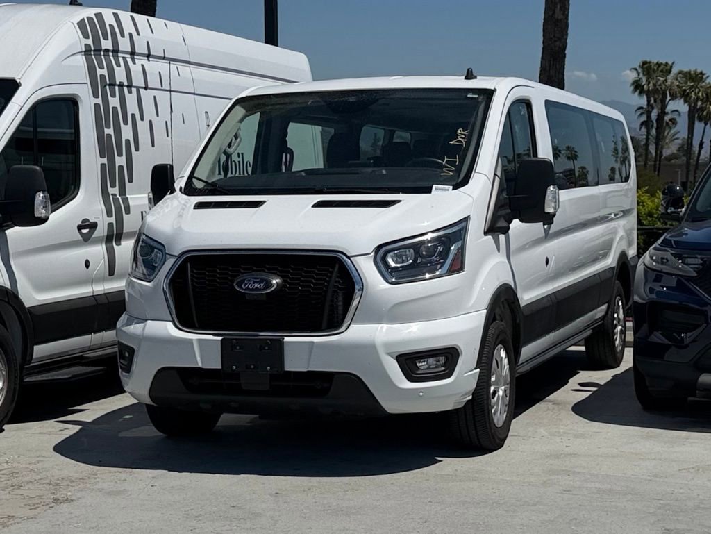 Certified 2023 Ford Transit 350 XLT RWD image 3