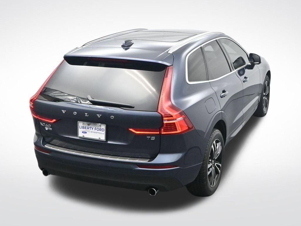 Used 2021 Volvo XC60 T5 Momentum w/ Protection Package Premier FWD image 29