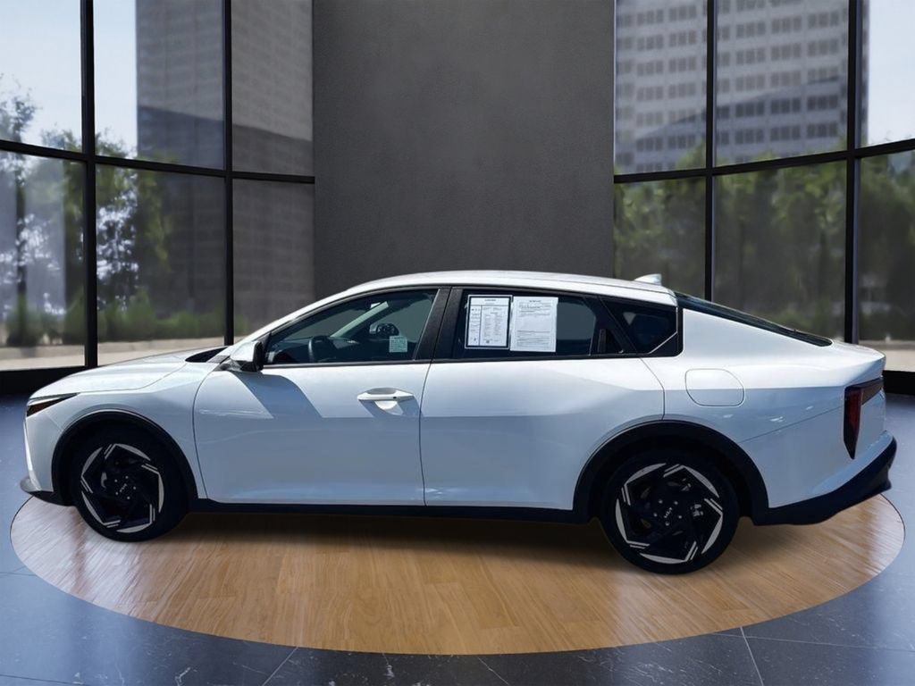 Used 2025 Kia K4 EX FWD image 5