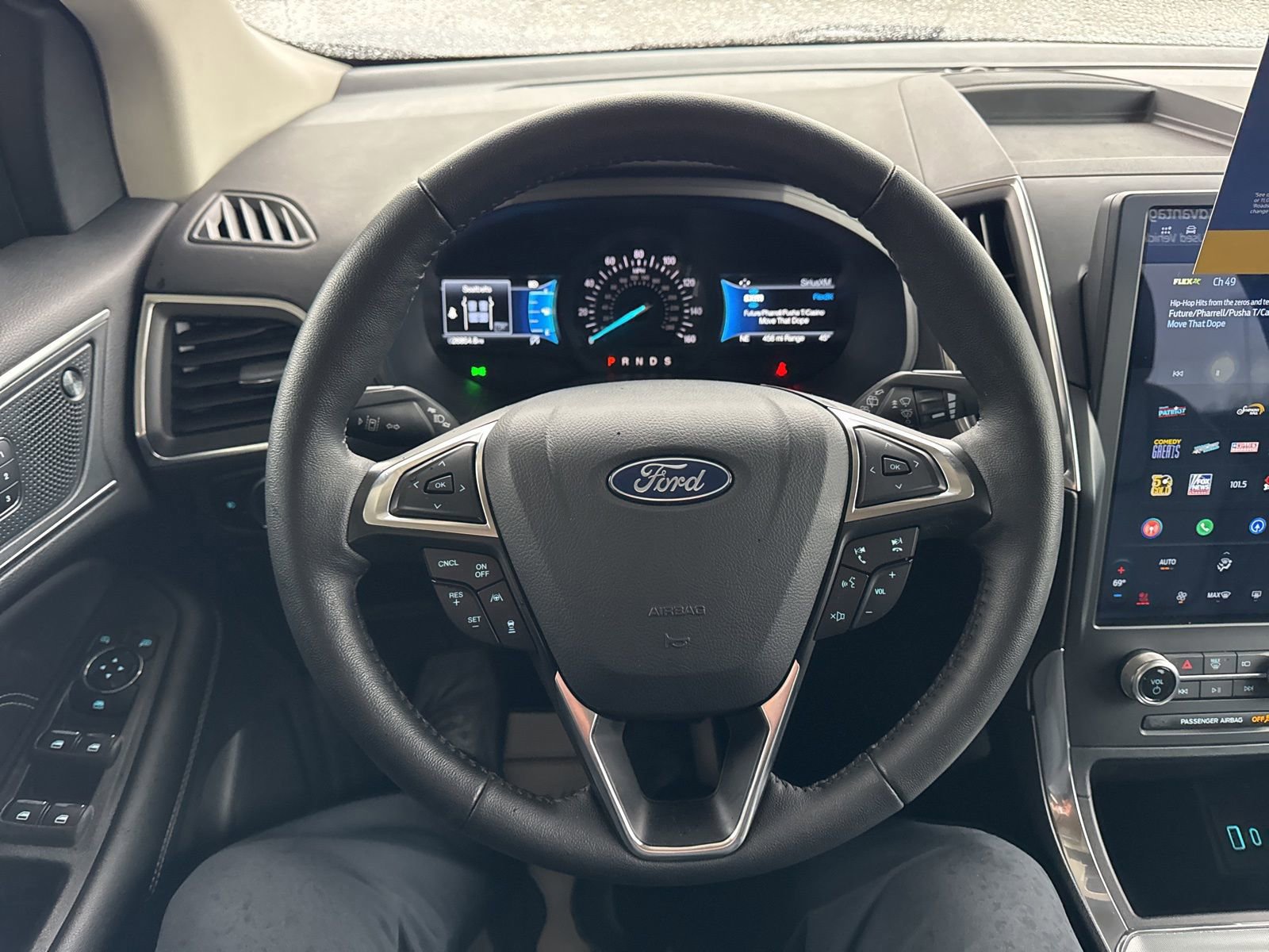 Certified 2024 Ford Edge Titanium image 24