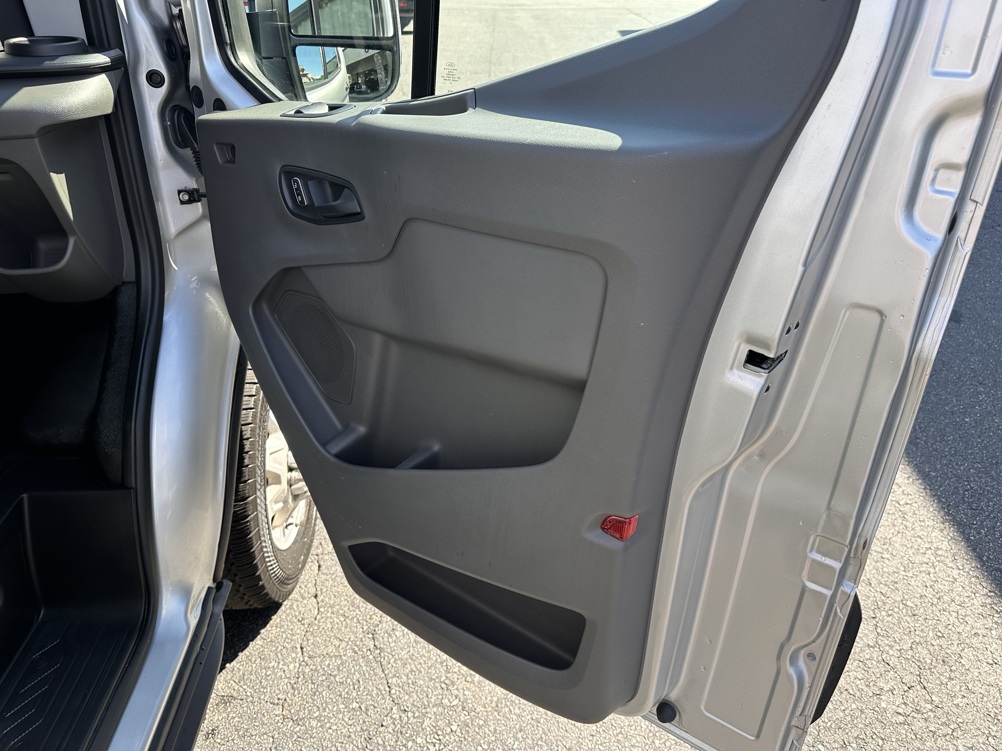 Certified 2025 Ford Transit 150 Low Roof AWD image 11