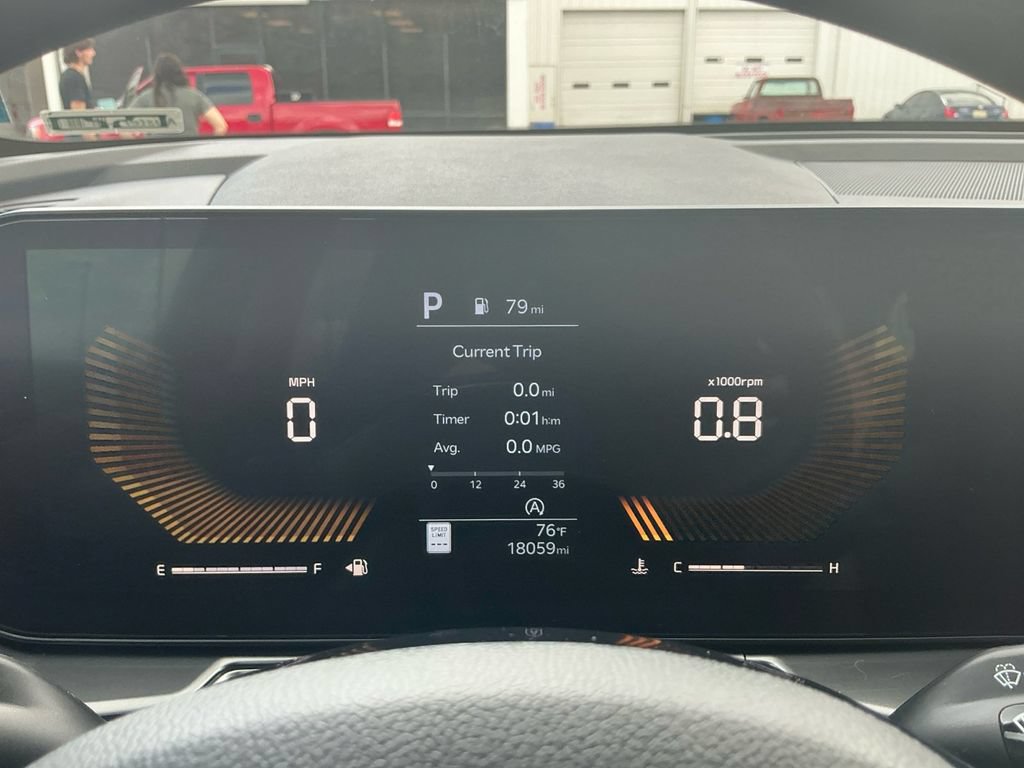Used 2025 Kia Sorento LX FWD image 19