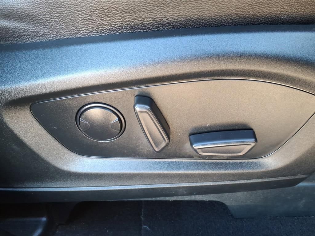 Certified 2023 Ford Explorer Limited image 7