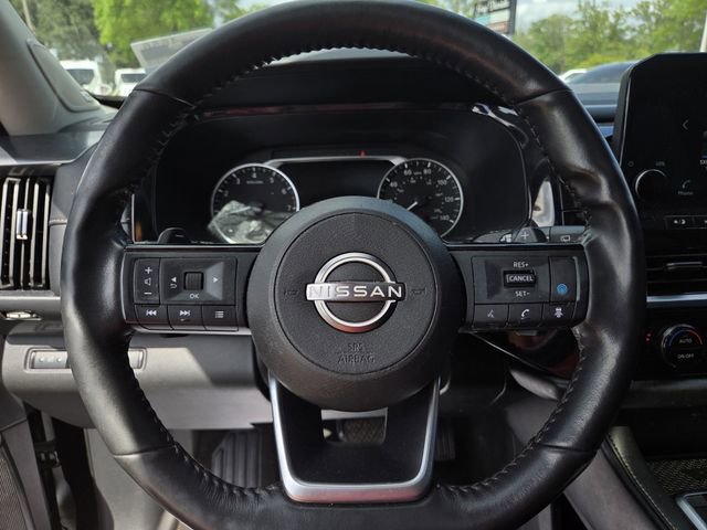 Used 2024 Nissan Pathfinder SL w/ SL Premium Package FWD image 22