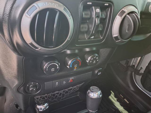 Used 2017 Jeep Wrangler Unlimited Sport w/ Quick Order Package 24S AWD/4WD image 14