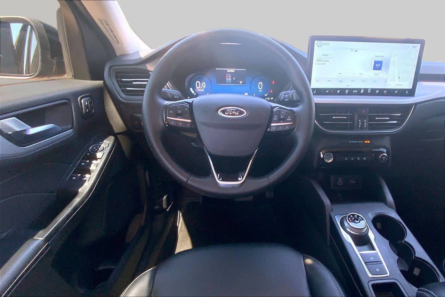 Certified 2025 Ford Escape Platinum AWD/4WD image 6