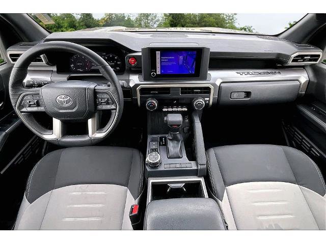 Used 2025 Toyota Tacoma TRD Off-Road AWD/4WD image 8