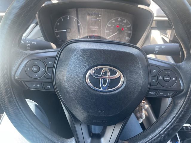 Used 2025 Toyota Corolla Cross L FWD image 12