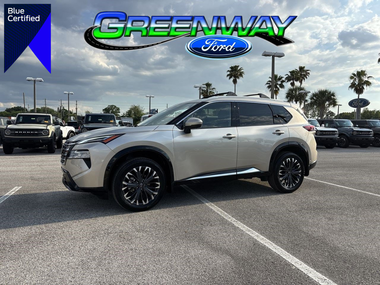 Used 2025 Nissan Rogue Platinum w/ Platinum Premium Package