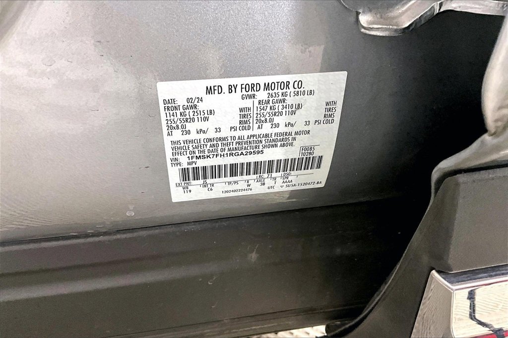 Certified 2024 Ford Explorer Limited image 27