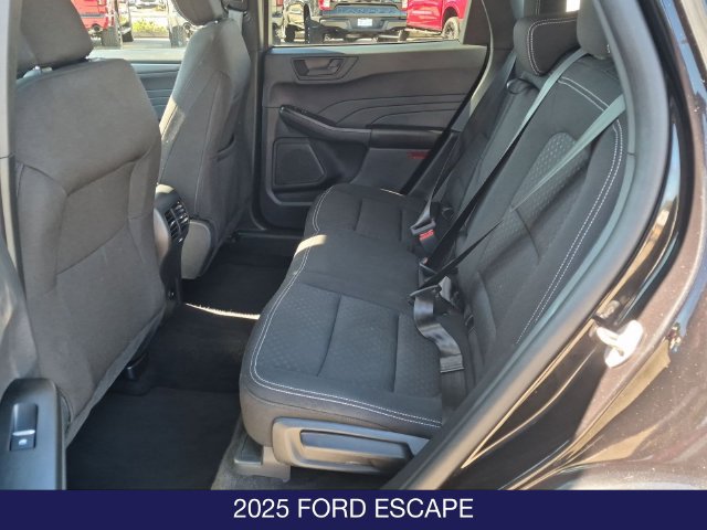 Certified 2025 Ford Escape Active FWD image 19