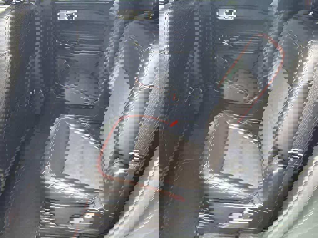 Certified 2023 Ford Explorer ST-Line w/ Class IV Trailer Tow Package image 18