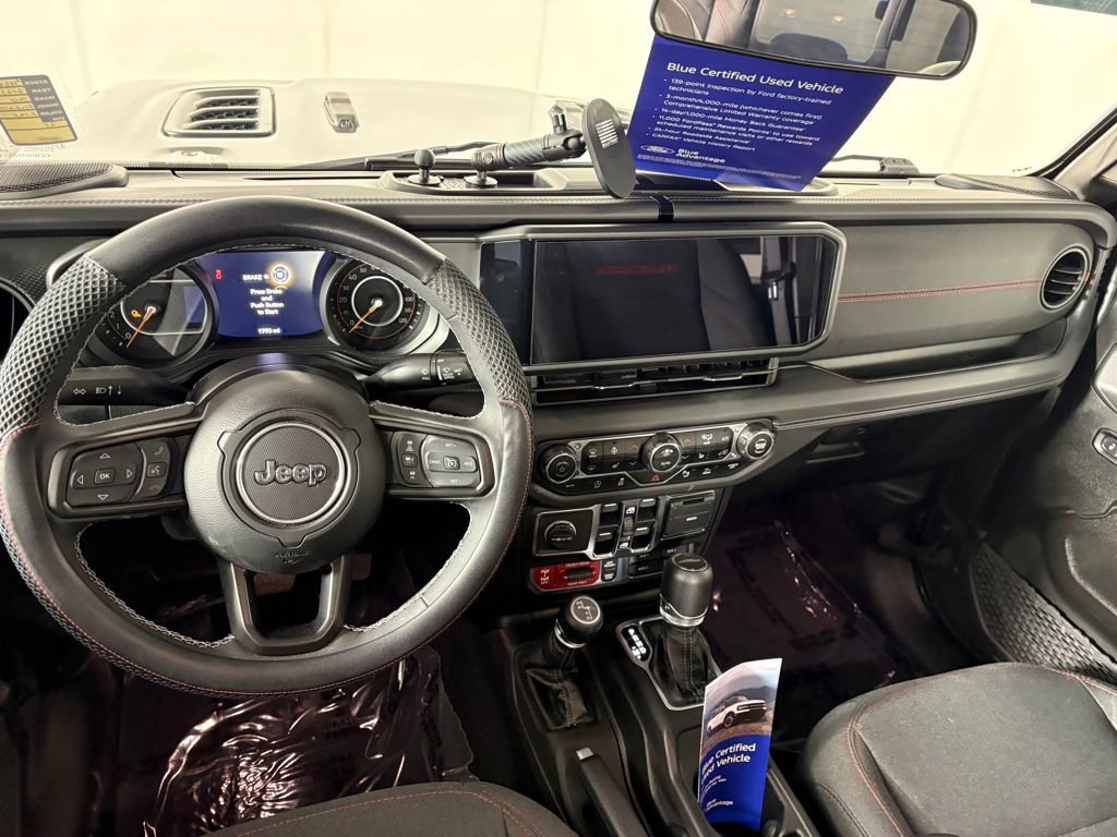 Used 2025 Jeep Gladiator Rubicon w/ Safety Group image 26