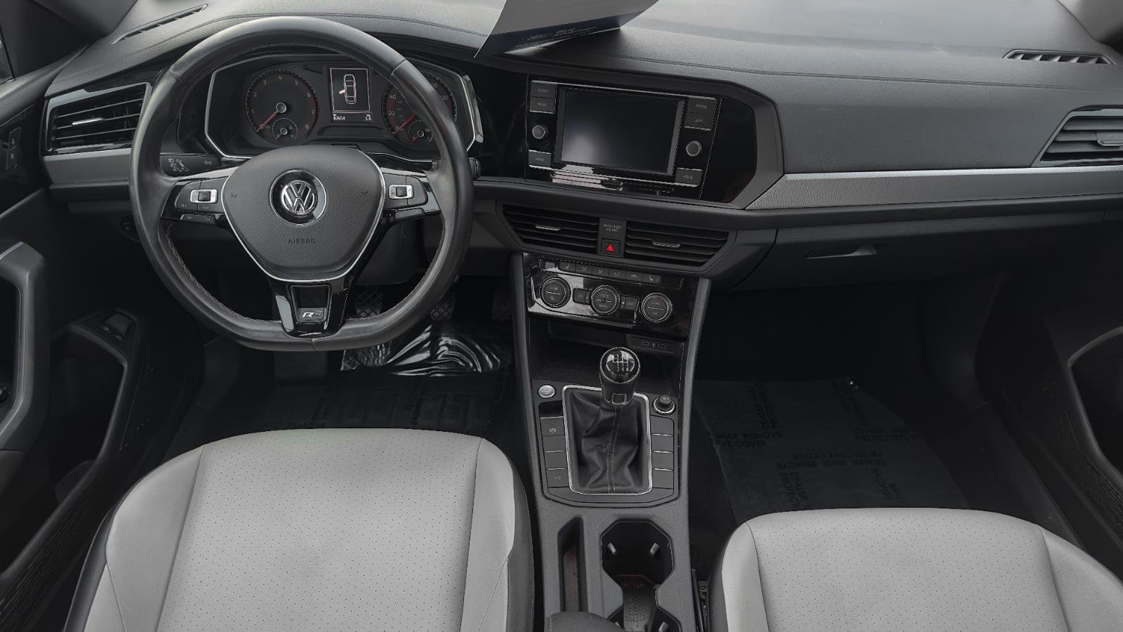 Used 2021 Volkswagen Jetta R-Line image 9