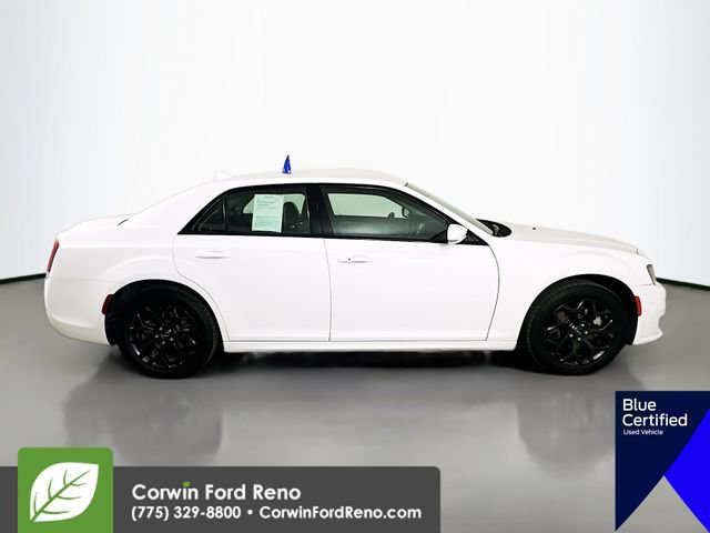 Used 2022 Chrysler 300 Touring L AWD/4WD image 10