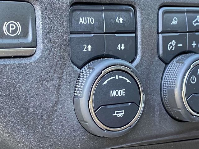 Used 2024 Chevrolet Silverado 1500 LT Trail Boss w/ LT Trail Boss Premium Package image 35