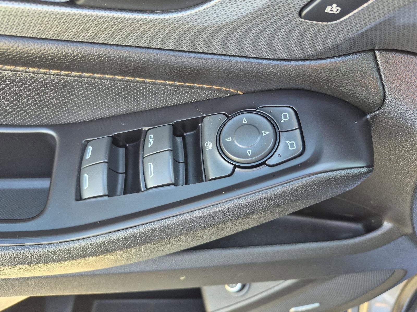 Used 2019 Chevrolet Traverse Premier image 13