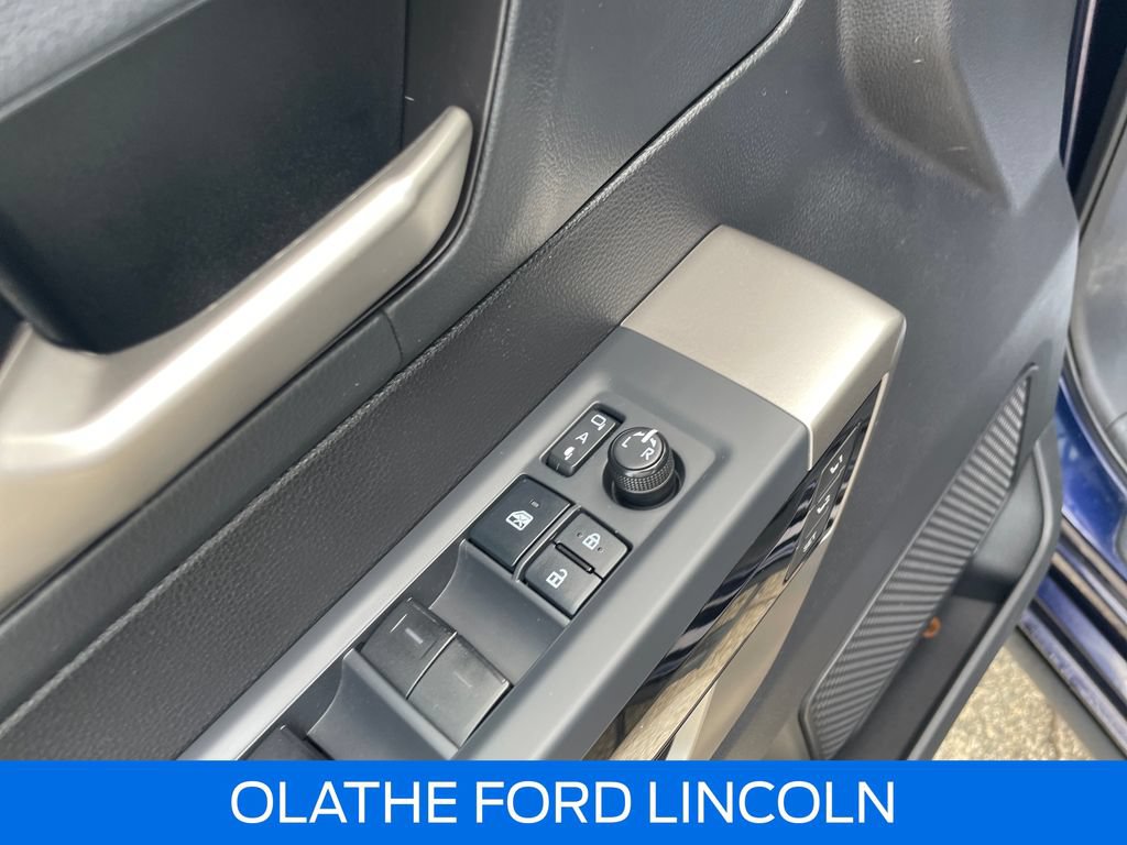 Used 2022 Toyota Tundra Limited w/ Power Package AWD/4WD image 14