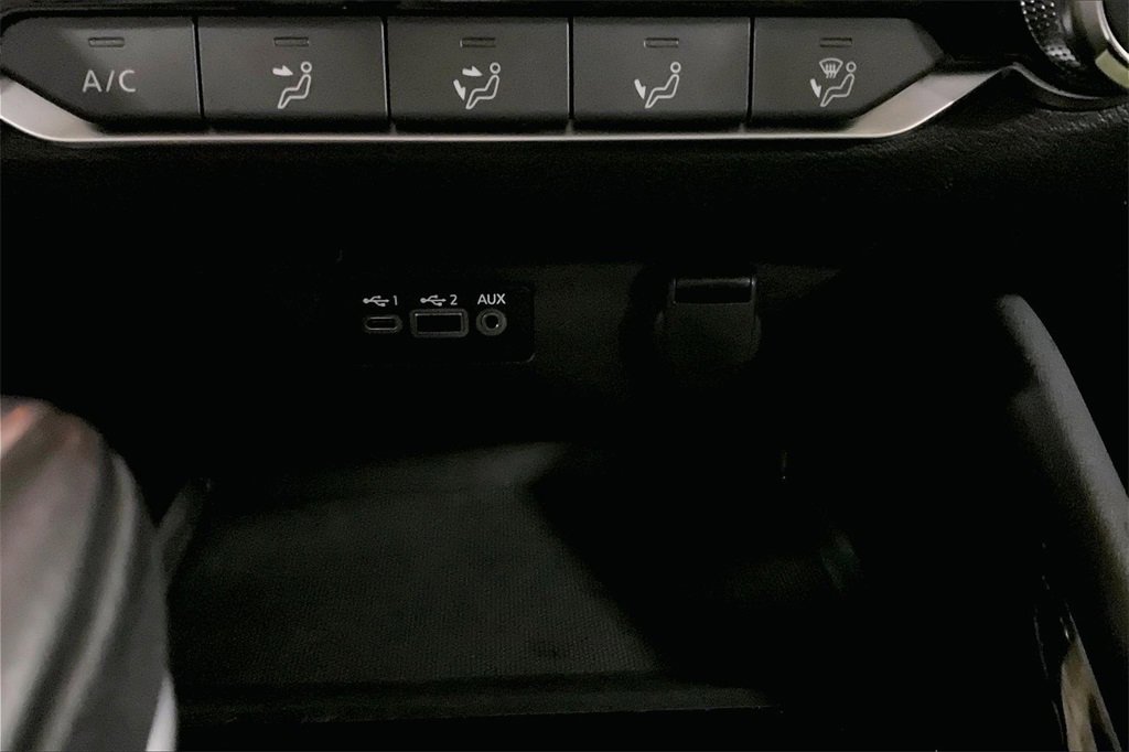 Used 2025 Nissan Altima 2.5 SR image 30