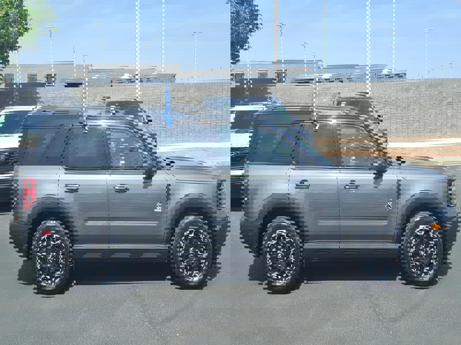 Certified 2025 Ford Bronco Sport Outer Banks w/ Outer Banks Tech Package+ image 6