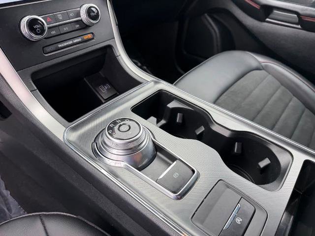 Certified 2024 Ford Edge ST-Line AWD/4WD image 15